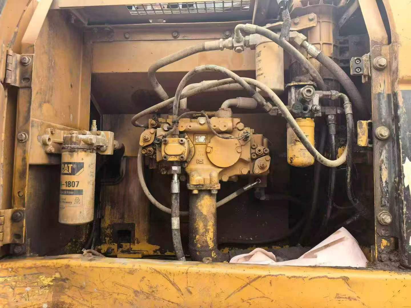 Buy Caterpillar 329D Used Excavator / 6