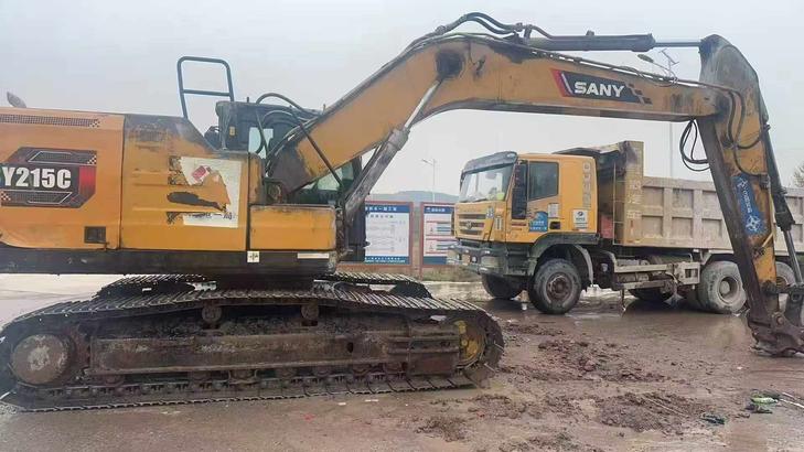 Buy Sany SY215C Used Excavator / 1