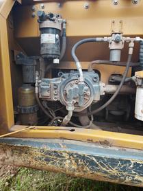 Buy XCMG XE215 Used Excavator / 2 Buy XCMG XE215 Used Excavator / 2