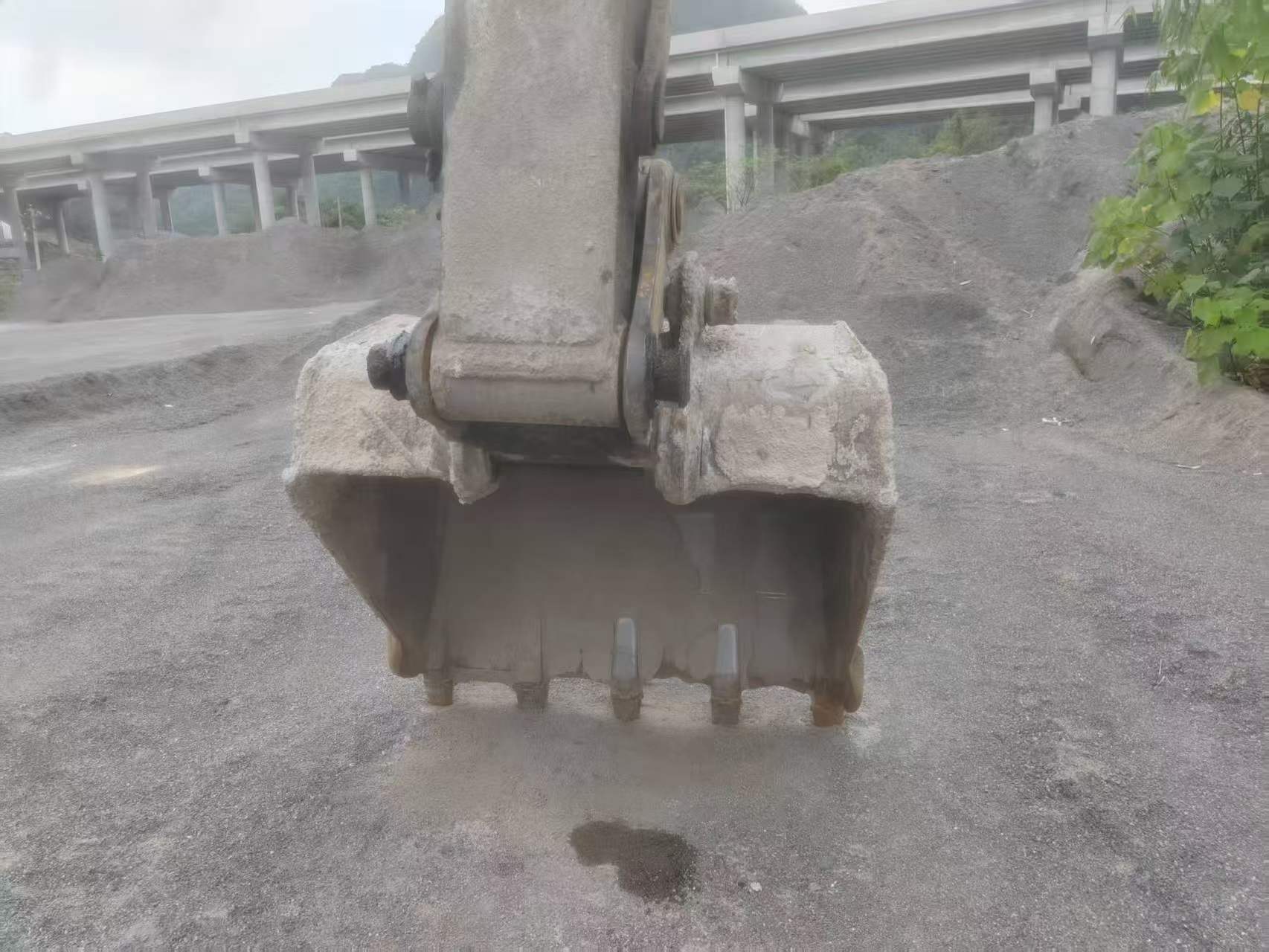Compre Escavadeira XCMG XE200 Usada / 9