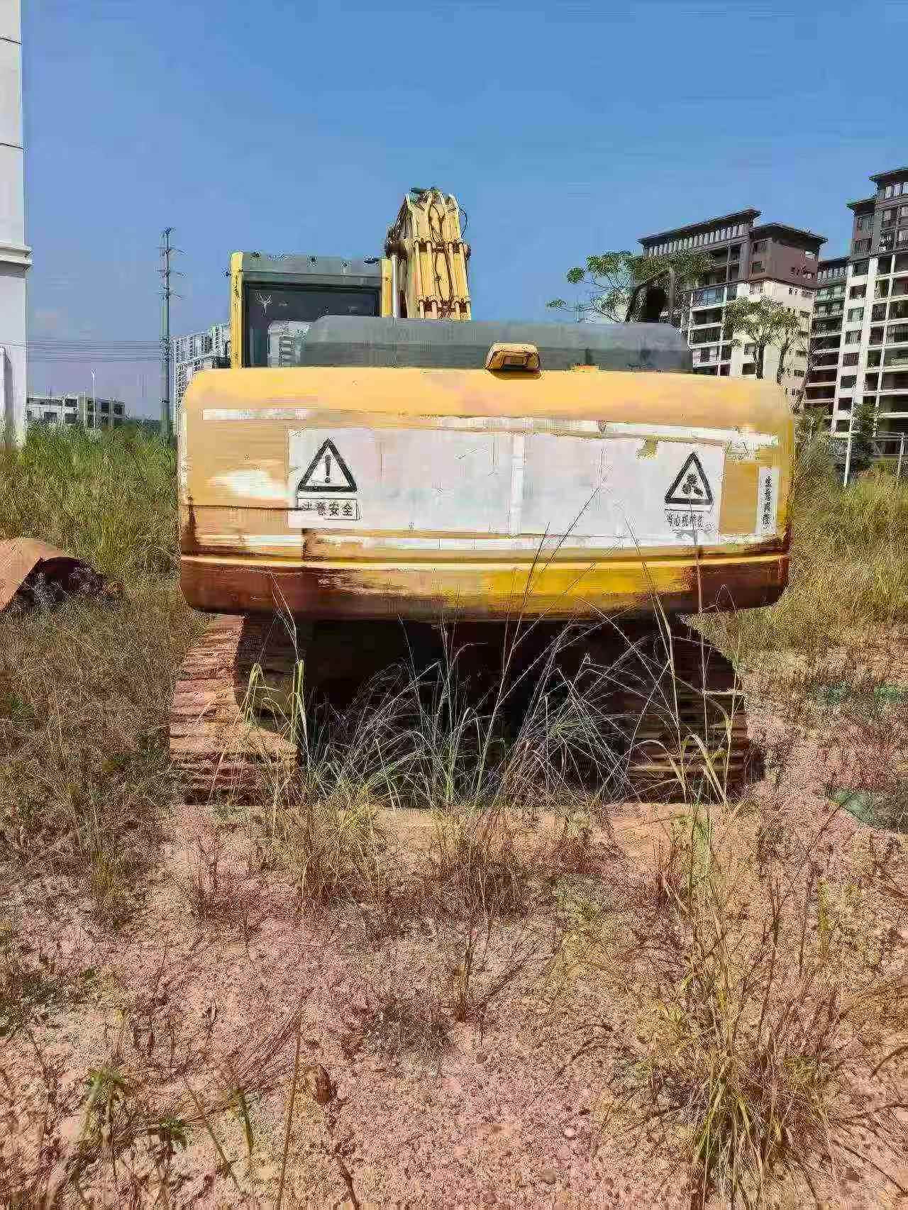 Buy Komatsu PC200 Used Excavator / 2