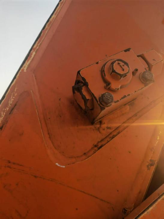 Buy Hitachi EX130 Used Excavator / 1