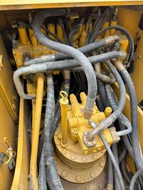Buy Caterpillar 320D Used Excavator / 6 Buy Caterpillar 320D Used Excavator / 6