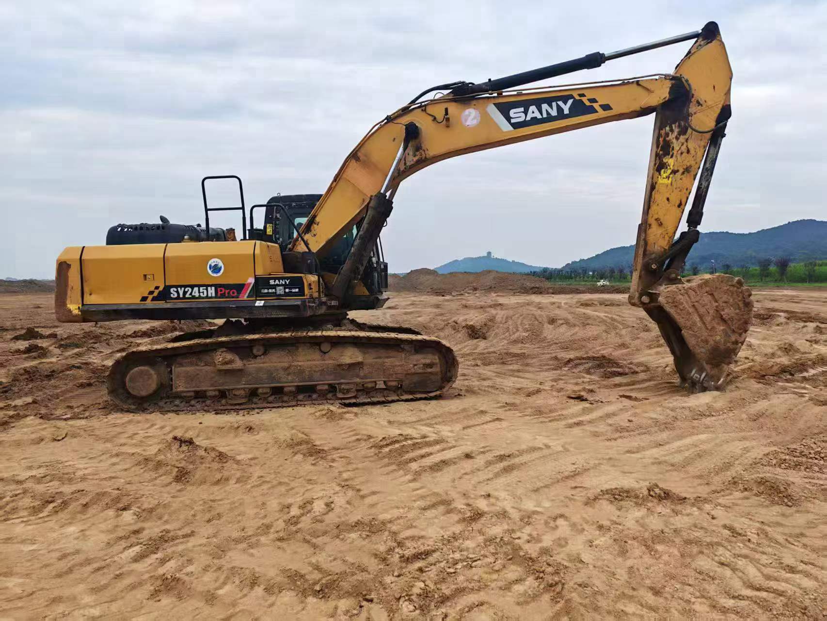 Buy Sany SY245H Used Excavator / 7