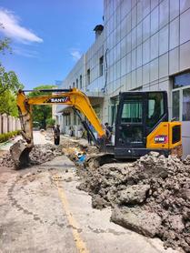 Buy Sany SY55 Used Excavator / 2 Buy Sany SY55 Used Excavator / 2