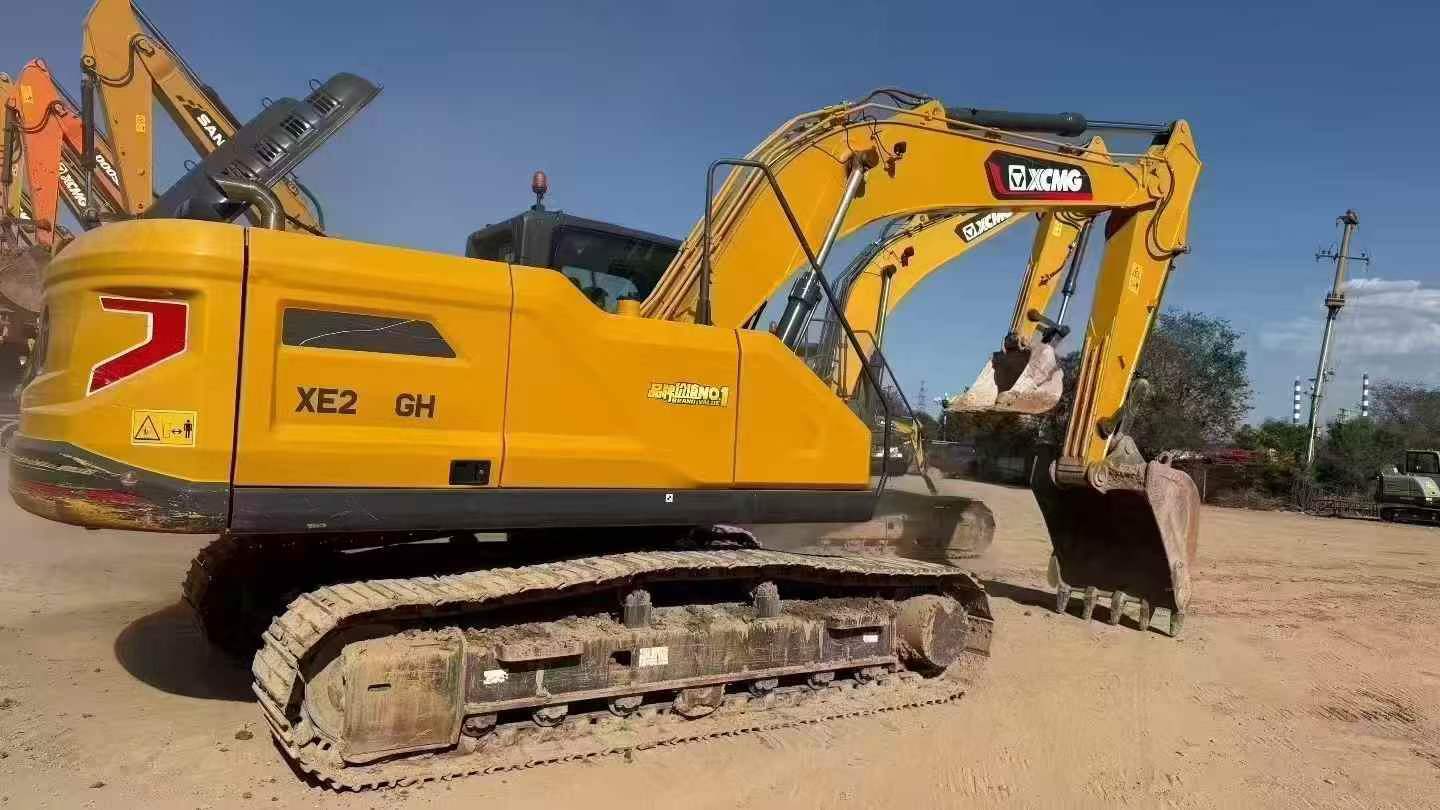 Buy XCMG XE200 Used Excavator / 4