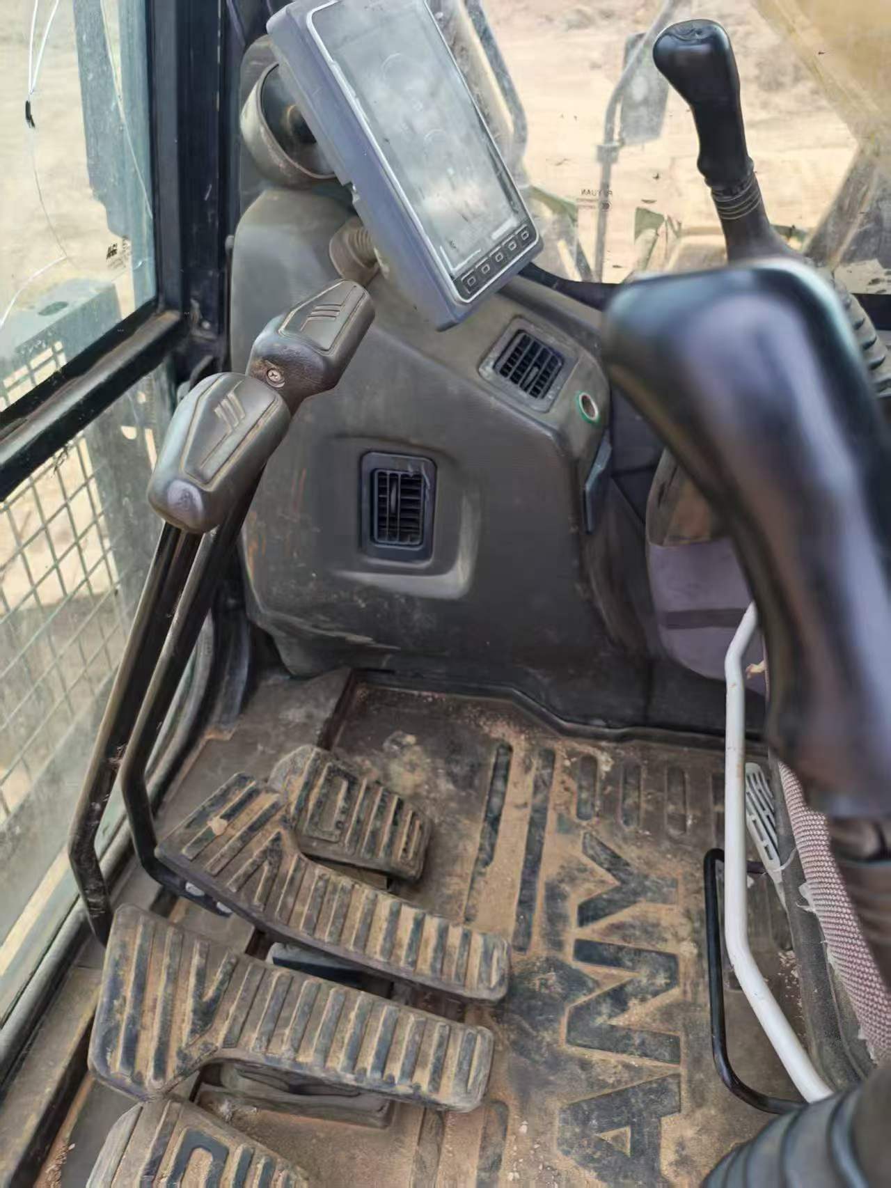 Buy Sany SY245H Used Excavator / 2