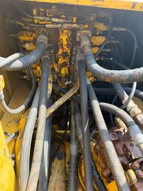Buy Komatsu PC210-7 Used Excavator / 7 Buy Komatsu PC210-7 Used Excavator / 7