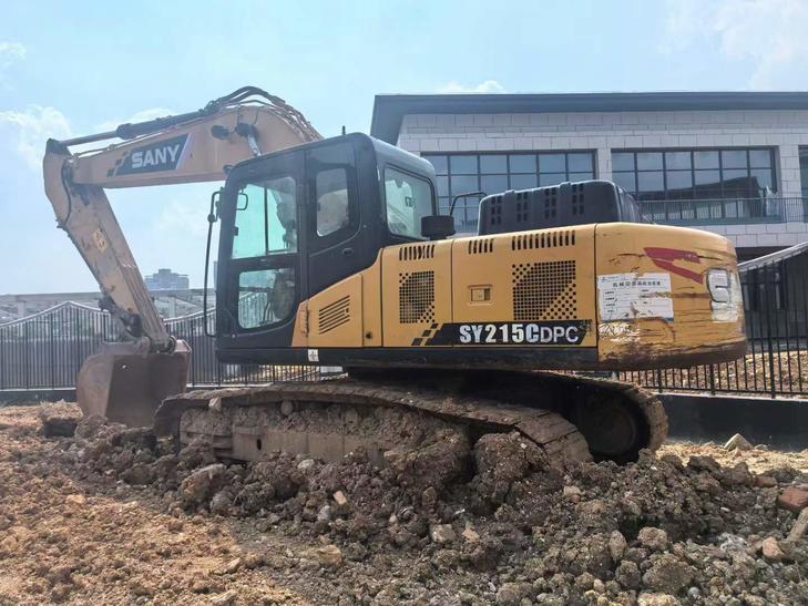 Buy Sany SY205C Used Excavator / 1