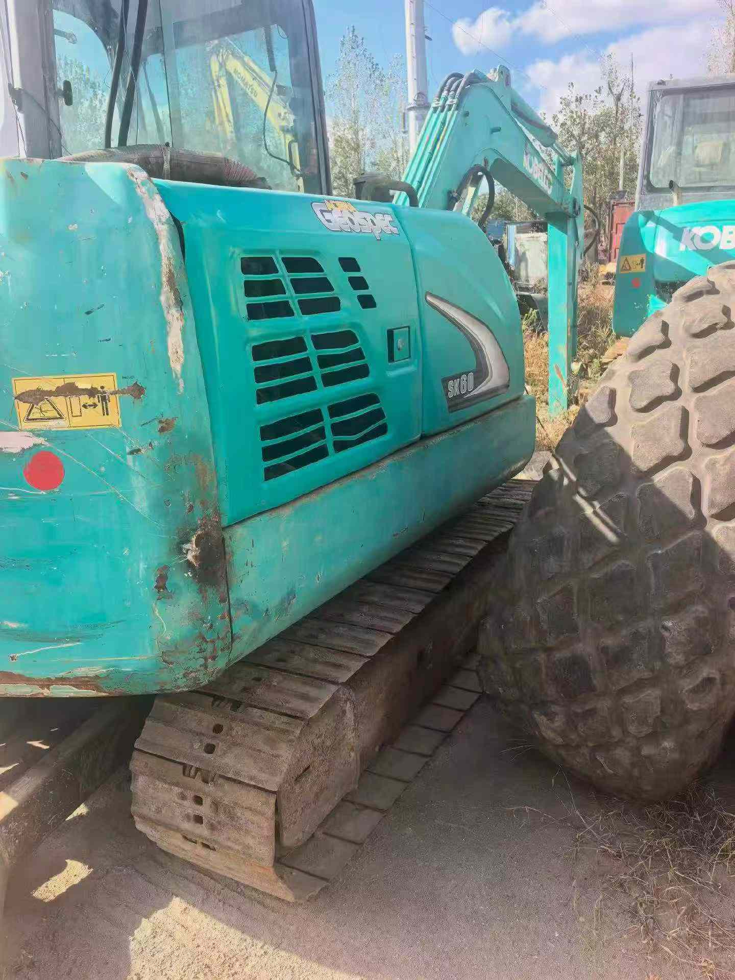 Buy Kobelco SK60 Used Excavator / 3