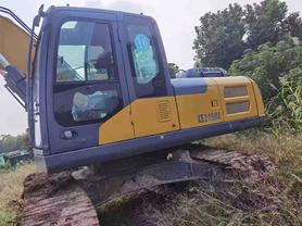 Buy XCMG XE215 Used Excavator / 3 Buy XCMG XE215 Used Excavator / 3
