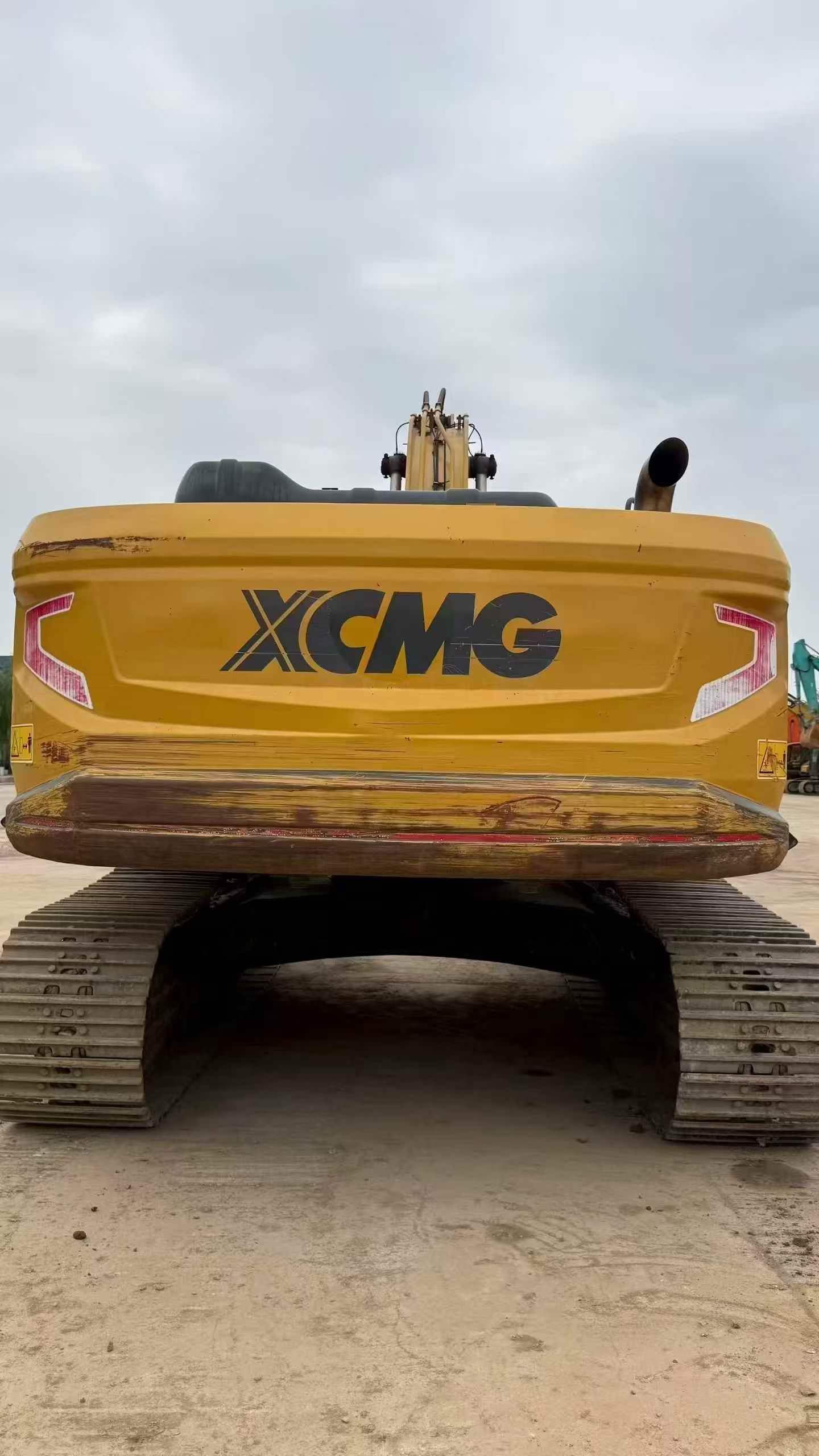 Buy XCMG XE270DK Used Excavator / 5