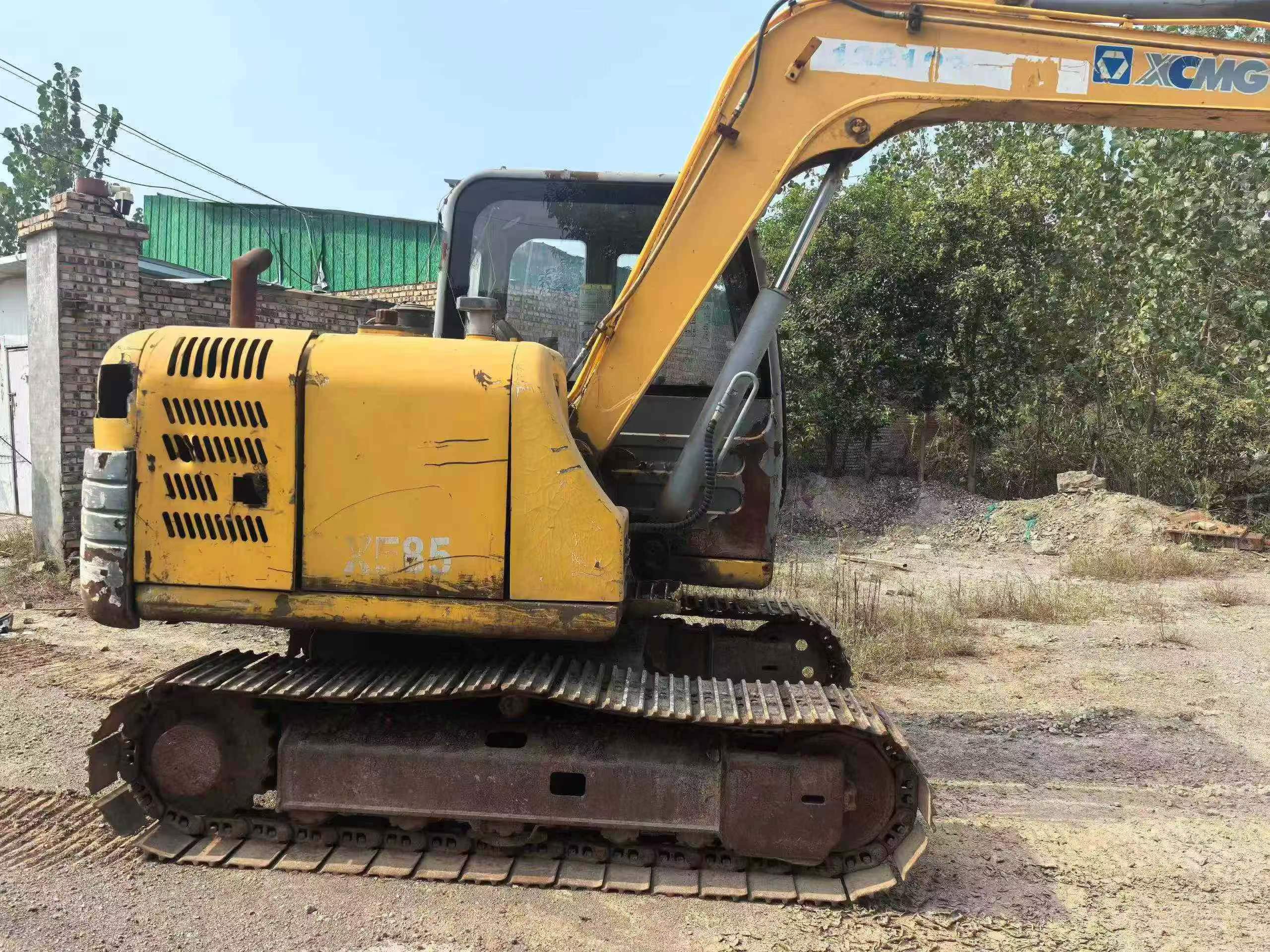 Buy XCMG XE80 Used Excavator / 3