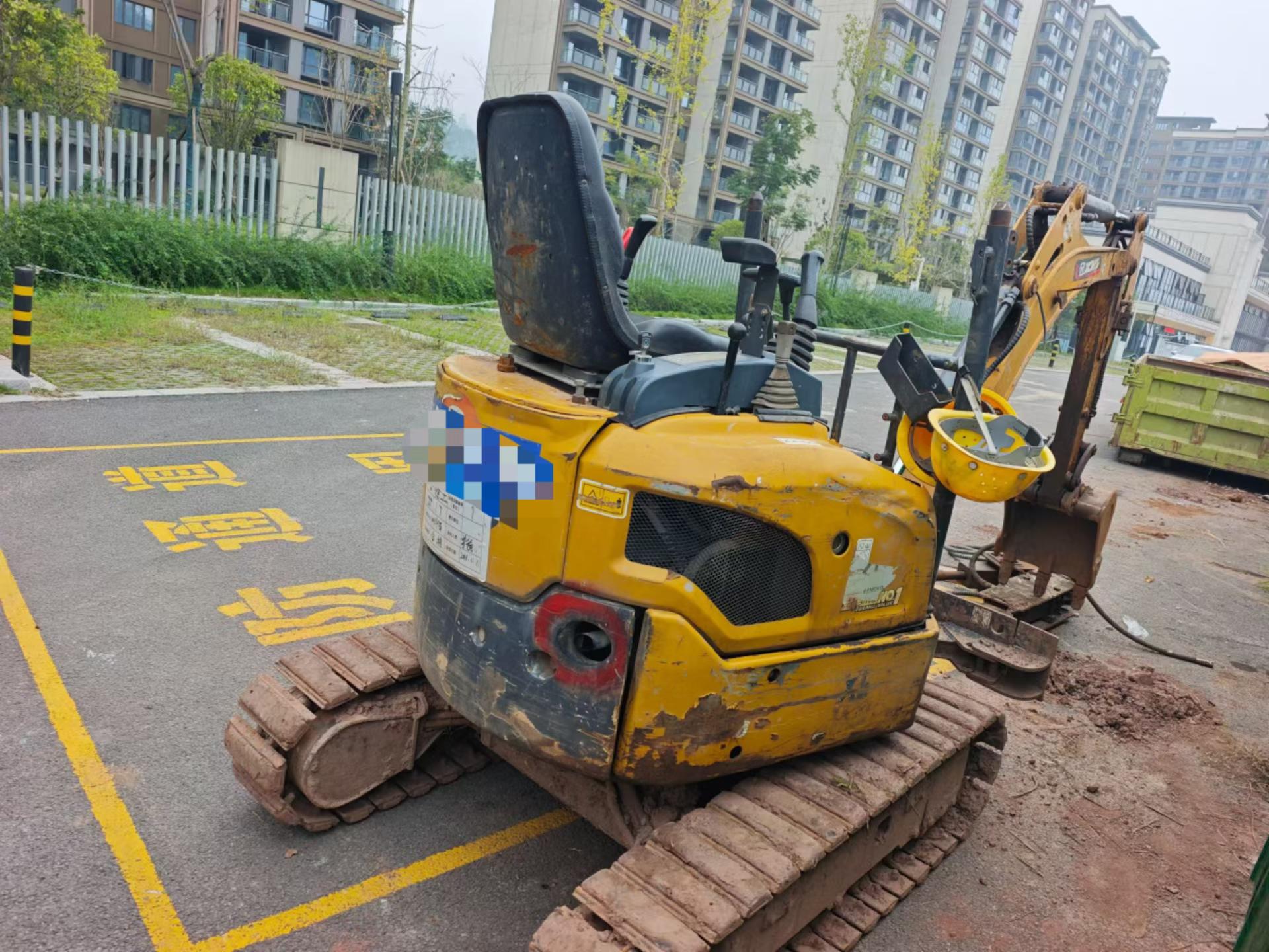 Buy XCMG XE17U Used Excavator / 3