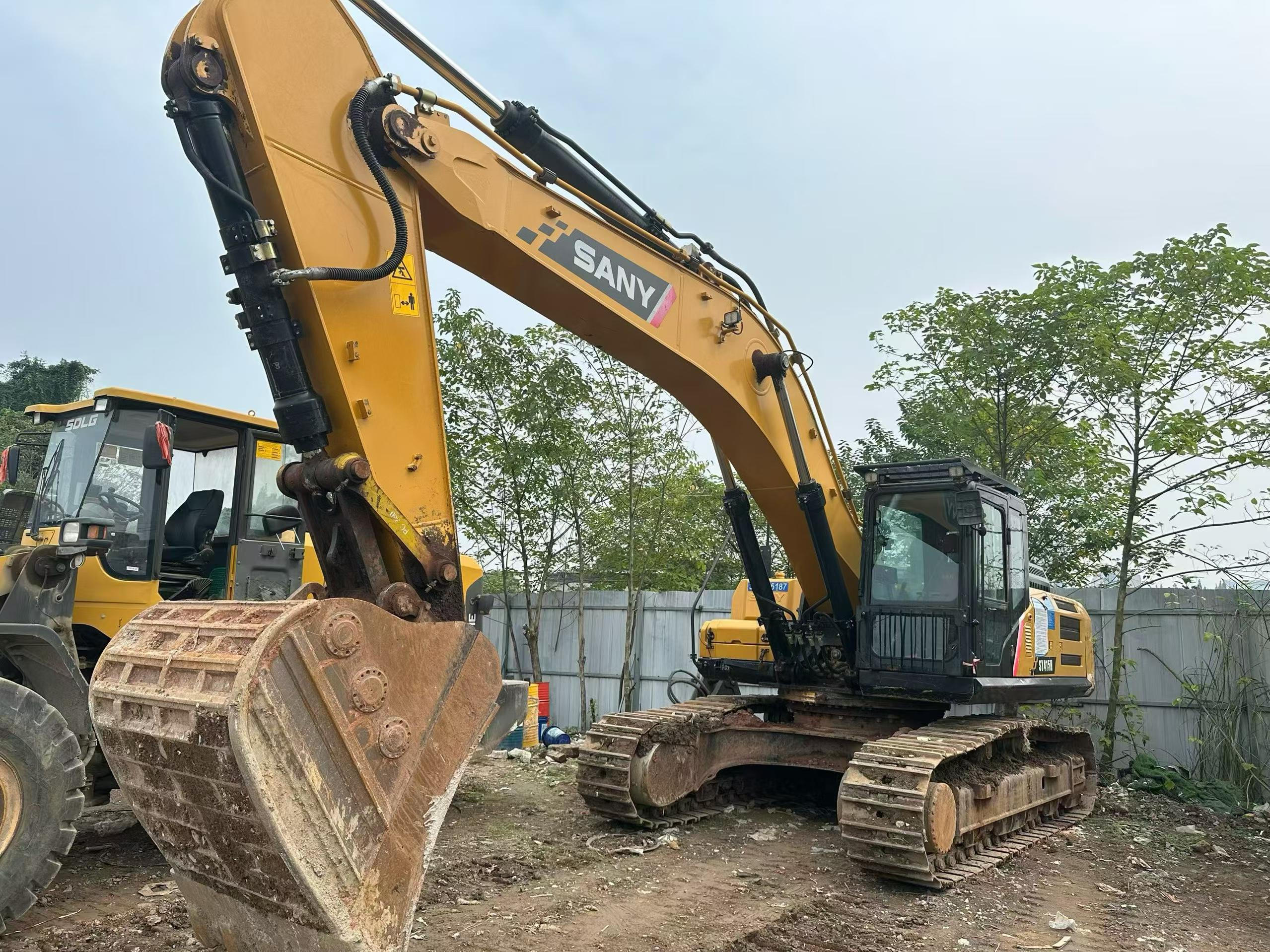 Buy Sany SY375H Used Excavator / 2