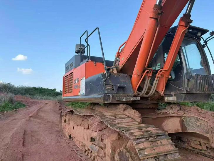 Buy Hitachi ZX490LCH-5A Used Excavator / 1