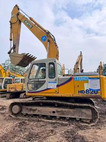 Buy Kato 820-3SP Used Excavator / 2 Buy Kato 820-3SP Used Excavator / 2