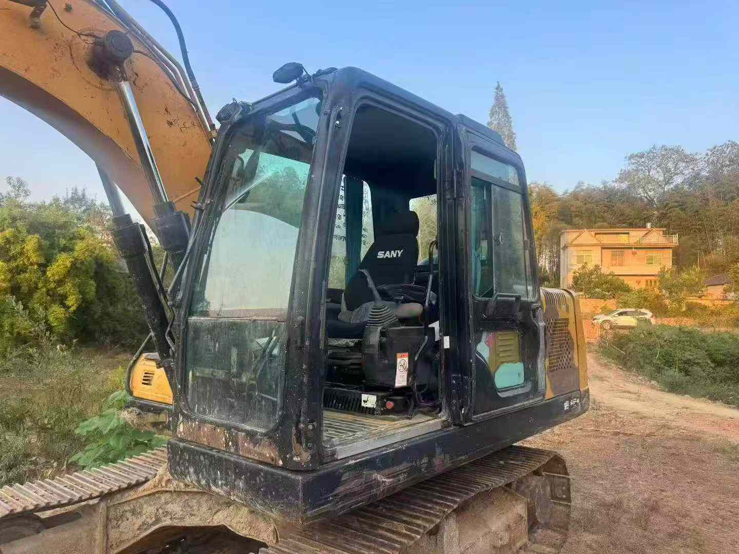 Buy Sany SY125C Used Excavator / 2