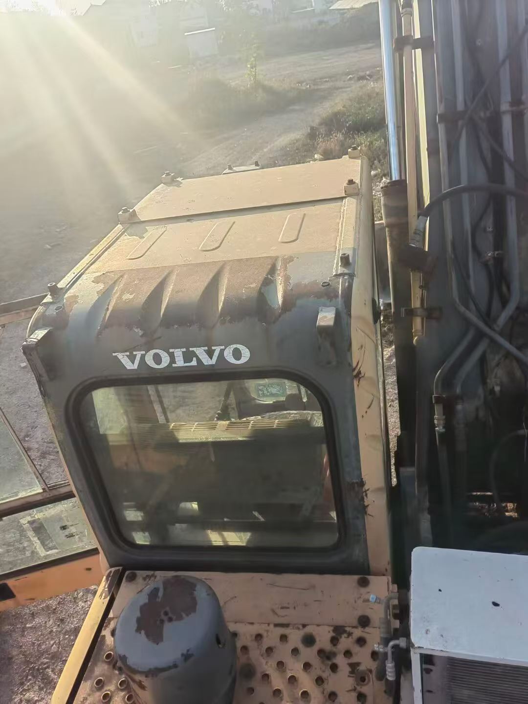 Buy Volvo EC210B Used Excavator / 4