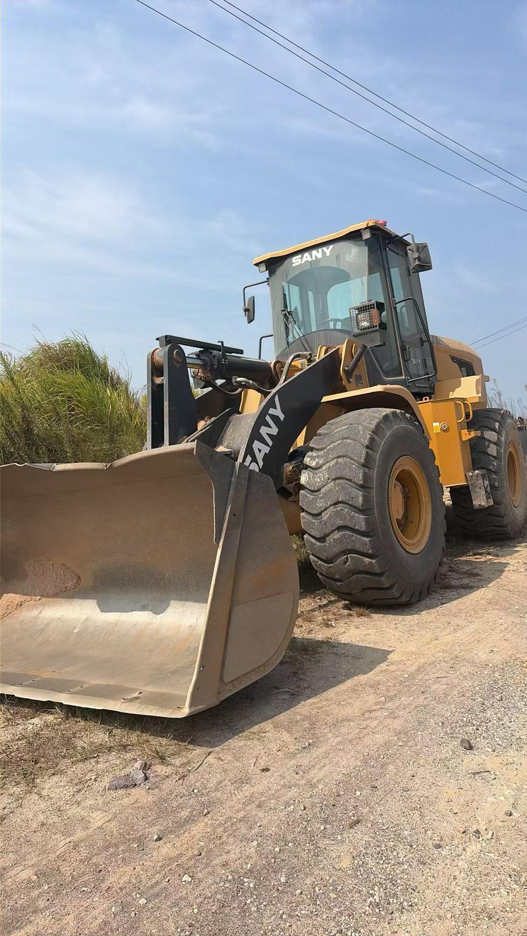 Buy Sany SW953K Used Excavator / 6