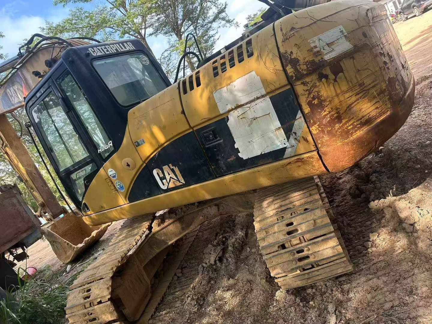 Buy Caterpillar 320D Used Excavator / 2