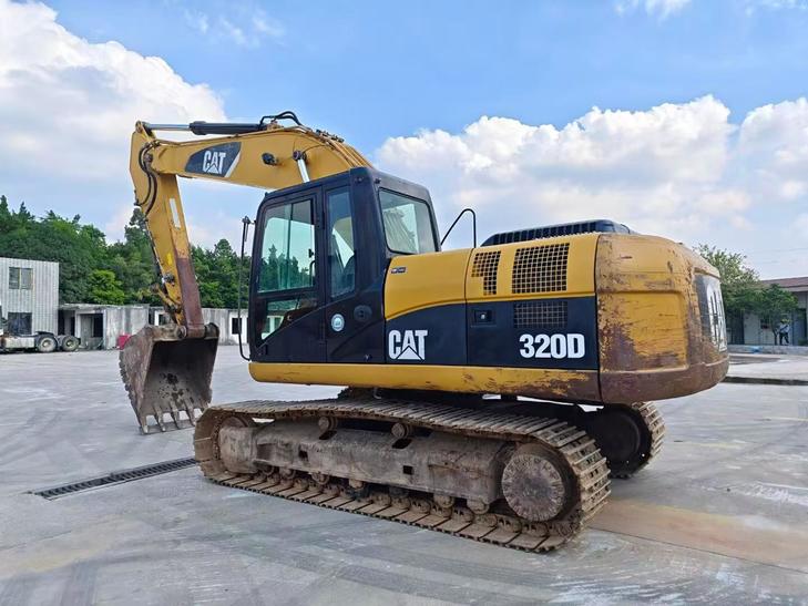 Buy Caterpillar 320D Used Excavator / 1
