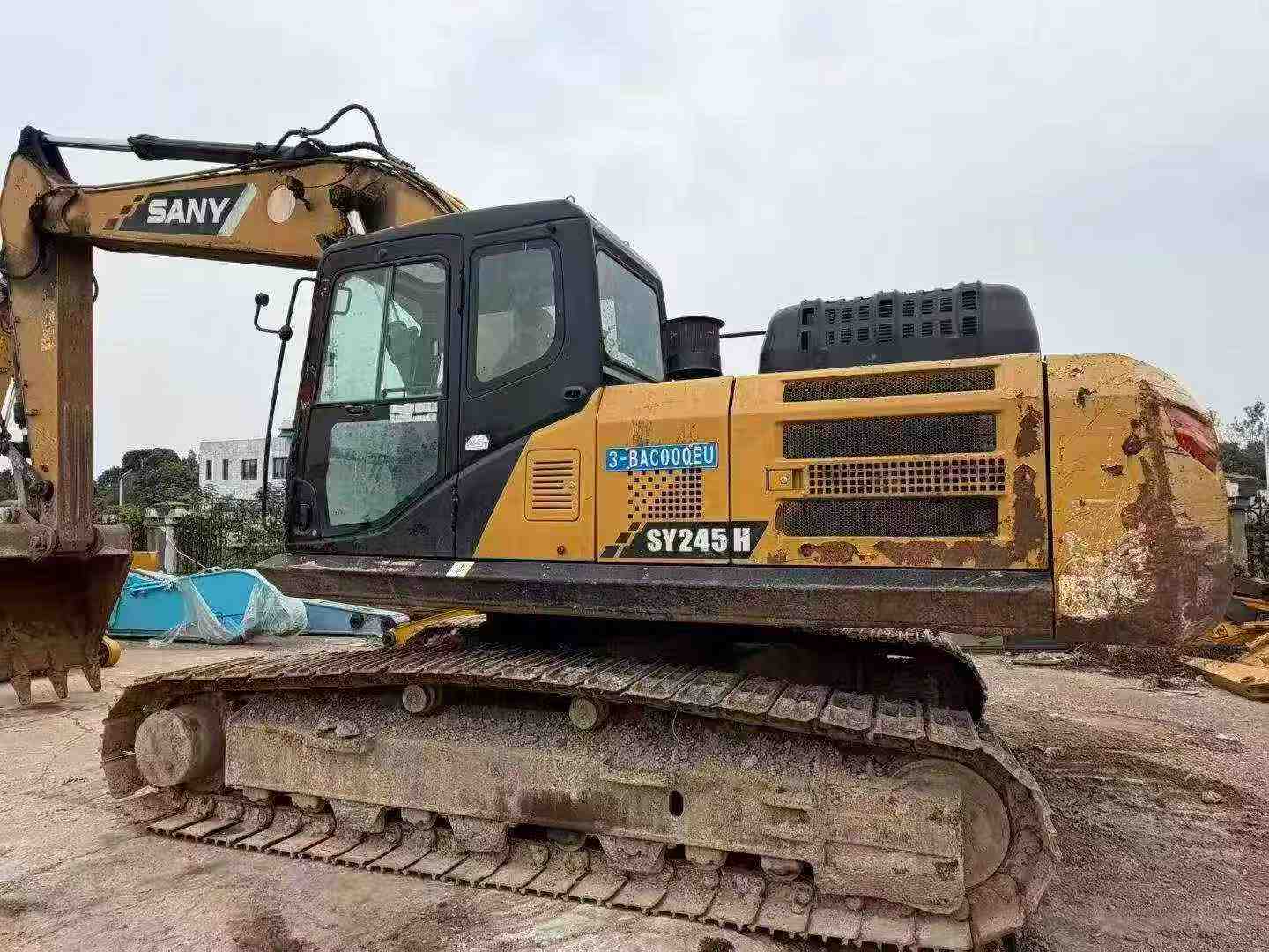 Buy Sany SY245H Used Excavator / 2
