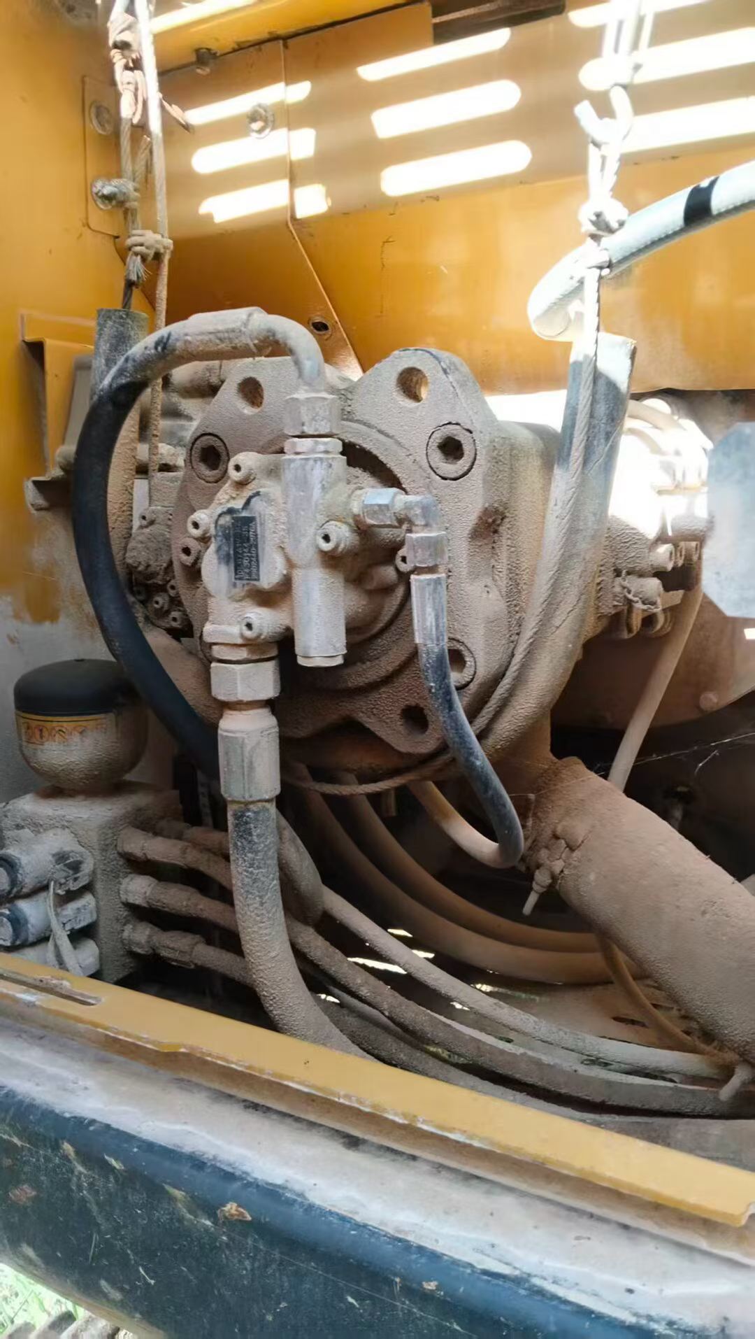 Buy XCMG XE265C Used Excavator / 3