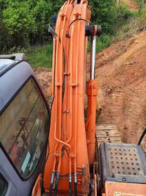 Buy Hitachi EX120-6 Used Excavator / 9 Buy Hitachi EX120-6 Used Excavator / 9