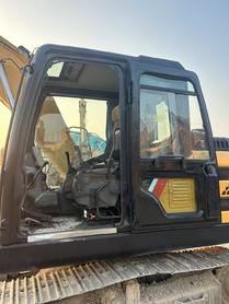 Buy Sany SY135C Used Excavator / 3 Buy Sany SY135C Used Excavator / 3