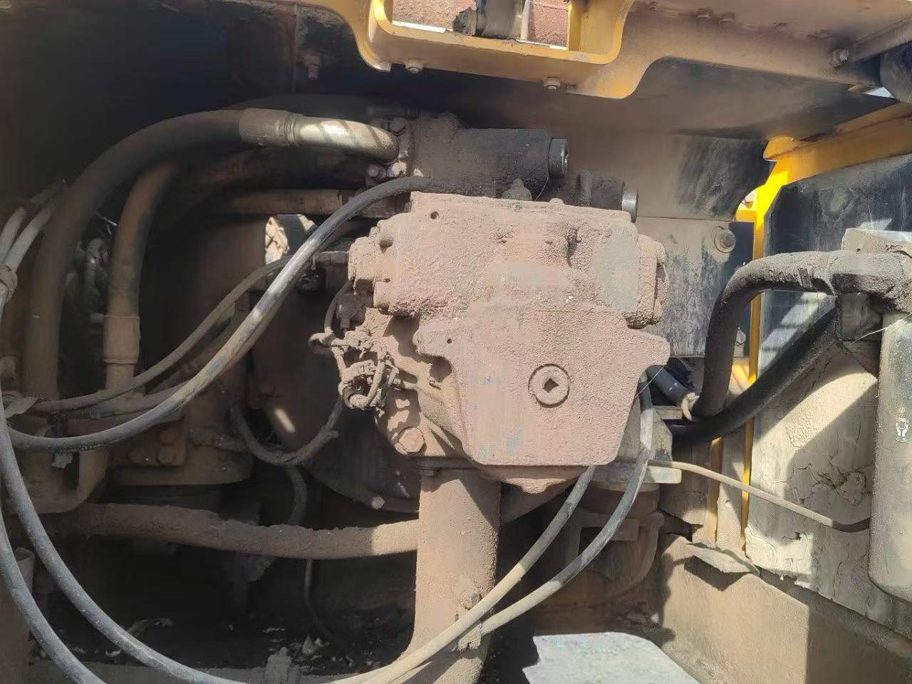 Buy Komatsu PC360-7 Used Excavator / 4