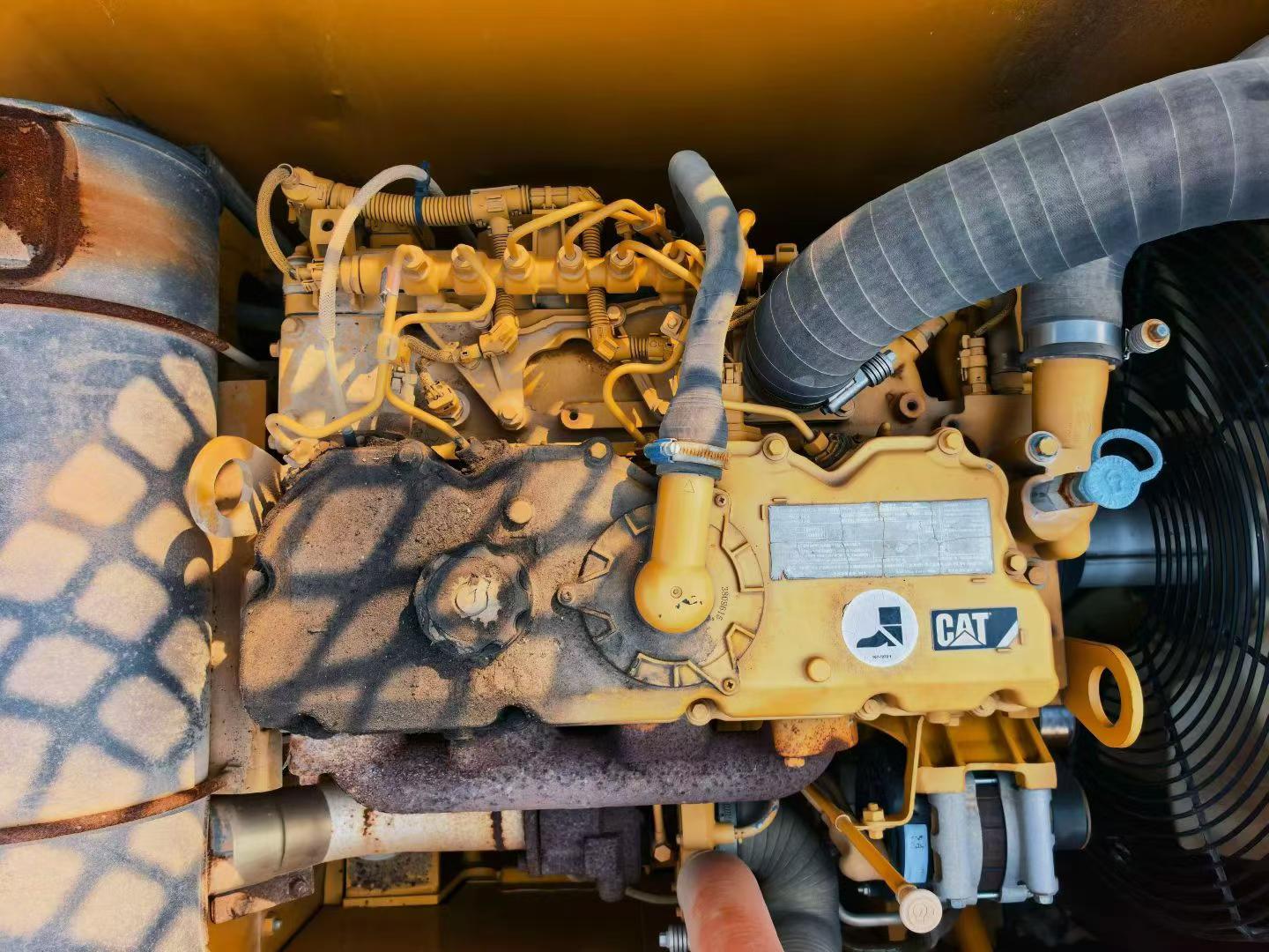 Buy Caterpillar 320D2GC Used Excavator / 5
