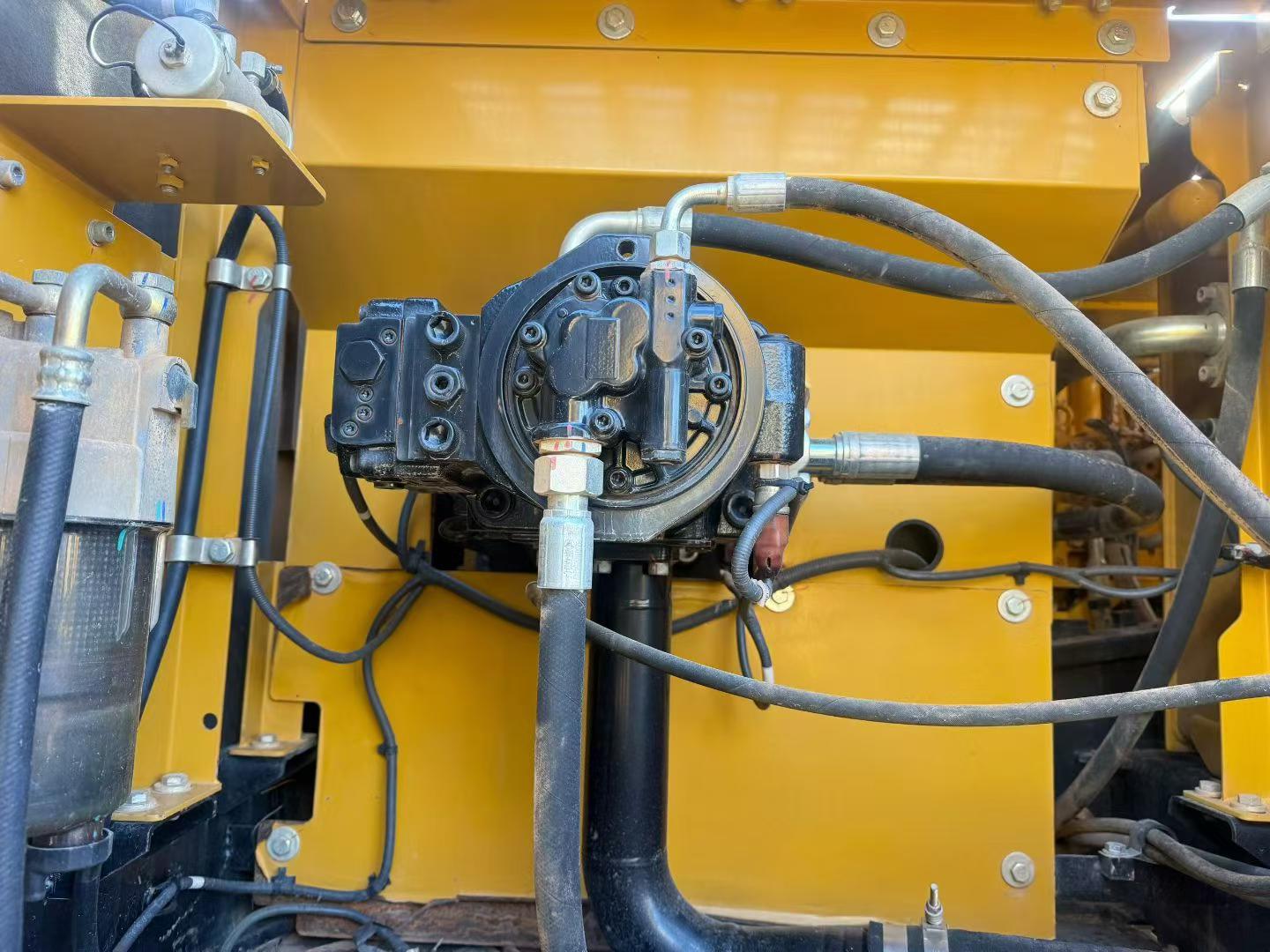 Buy Sany SY245H Used Excavator / 3