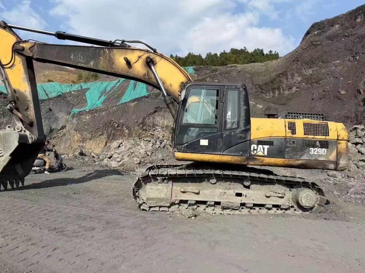 Buy Caterpillar 329D Used Excavator / 1
