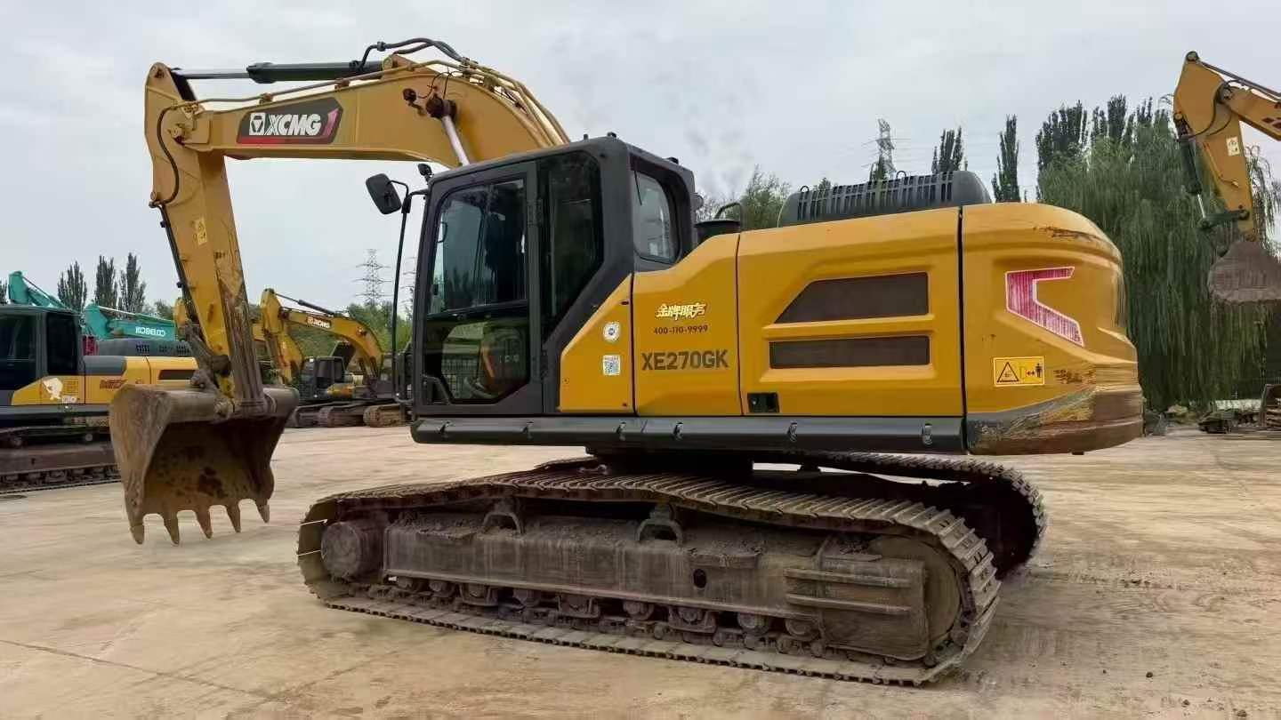 Buy XCMG XE270DK Used Excavator / 4