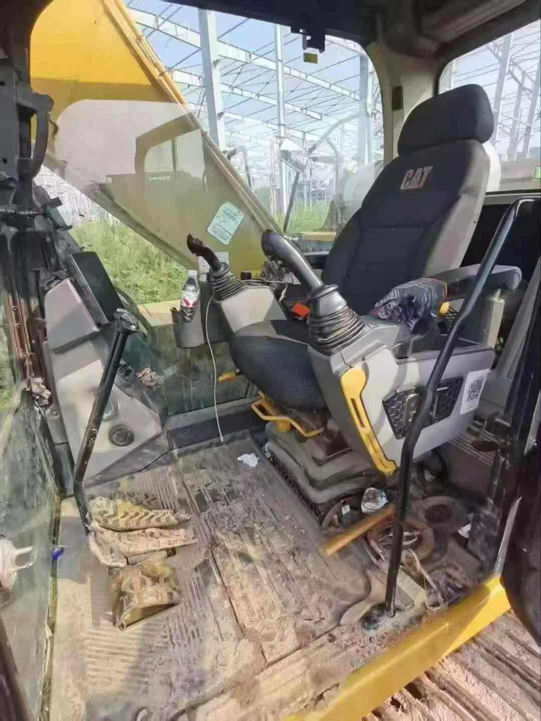 Buy Caterpillar 323 Used Excavator / 2