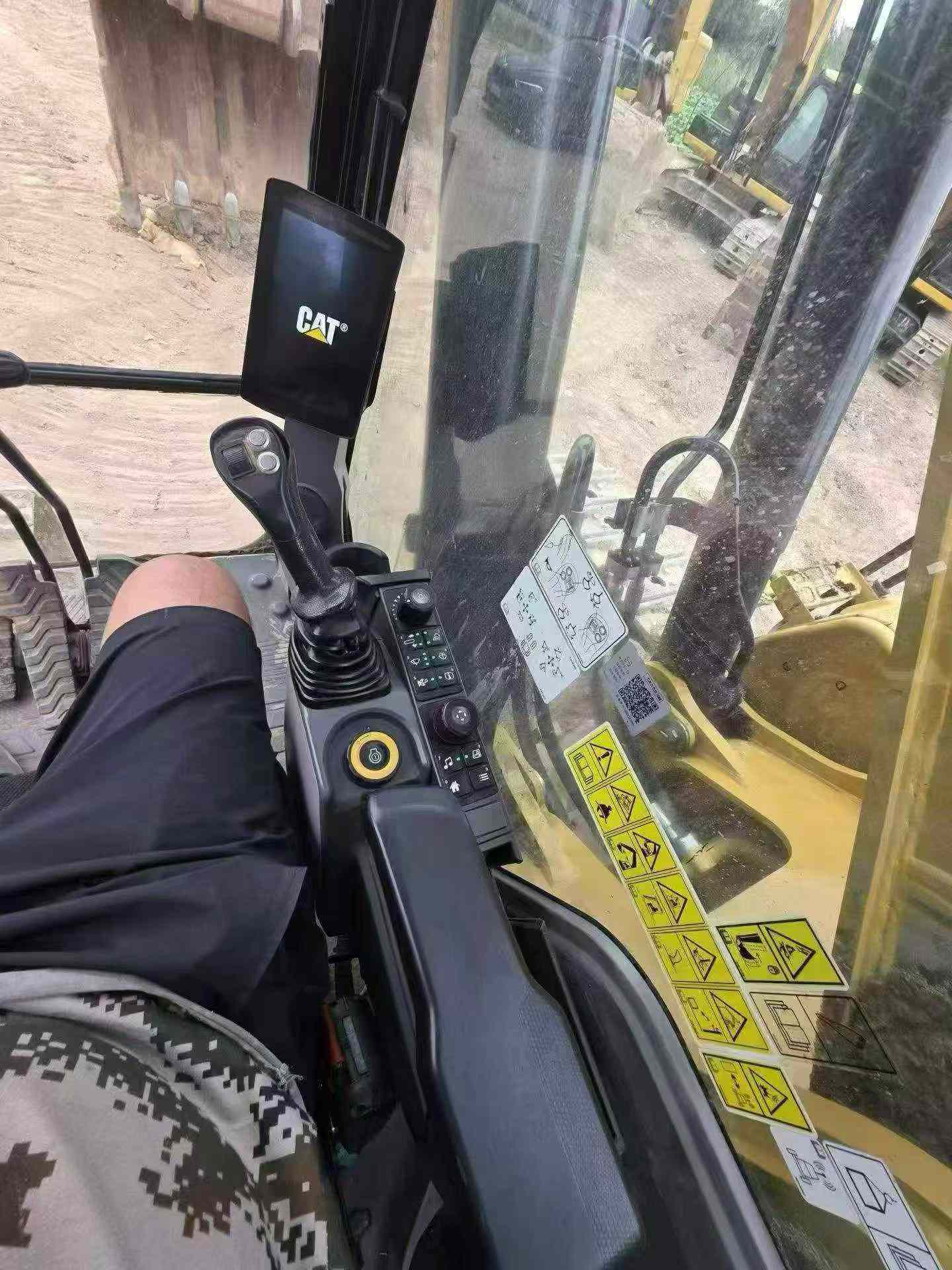 Buy Caterpillar 349E Used Excavator / 9