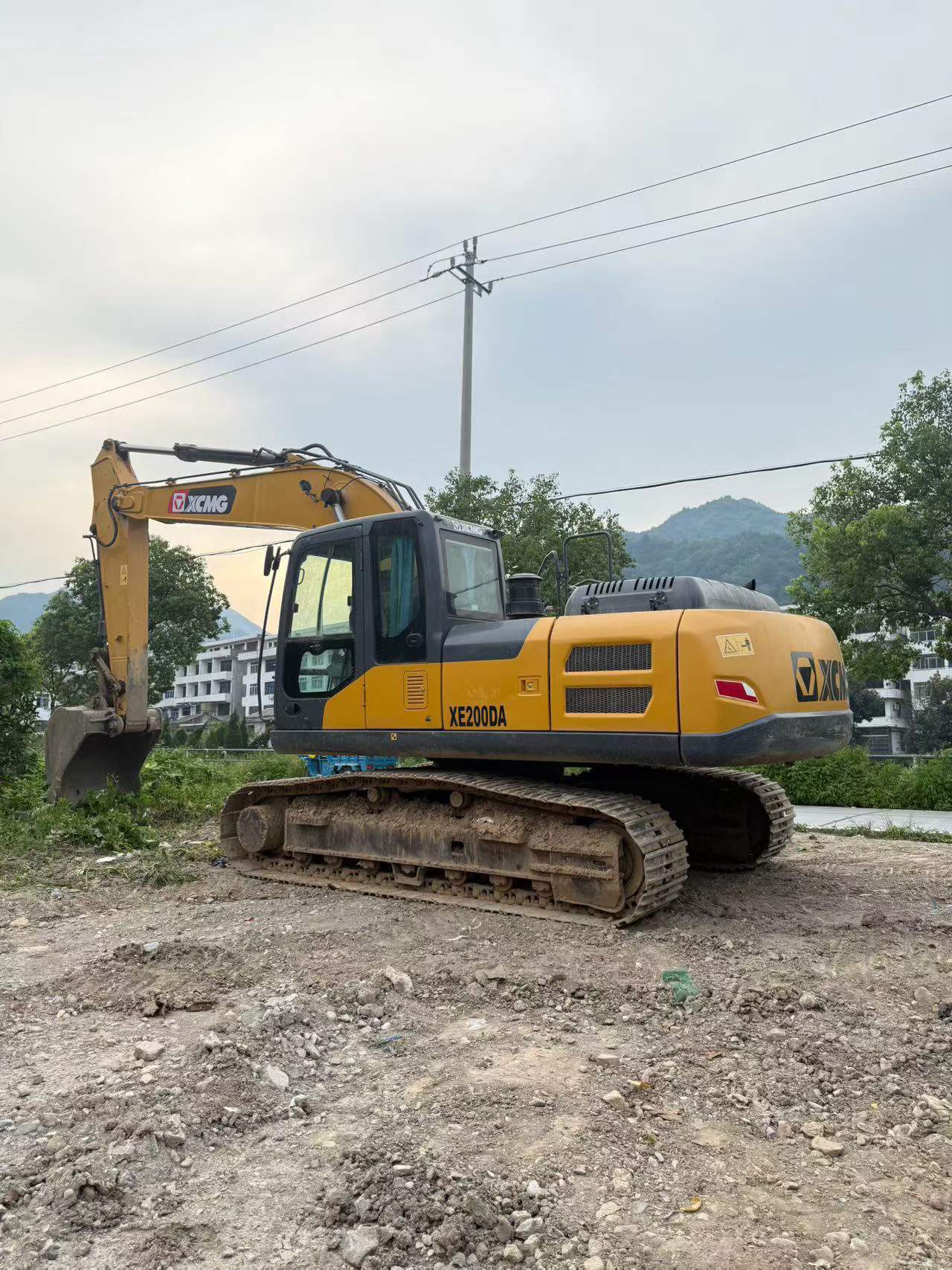Buy XCMG XE200 Used Excavator / 2