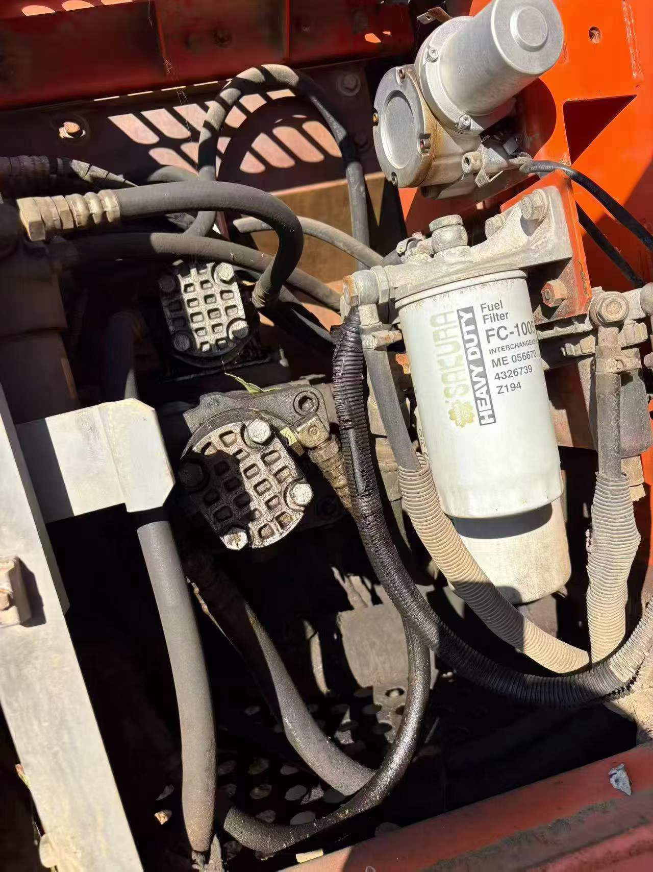 Buy Hitachi ZX160W Used Excavator / 3