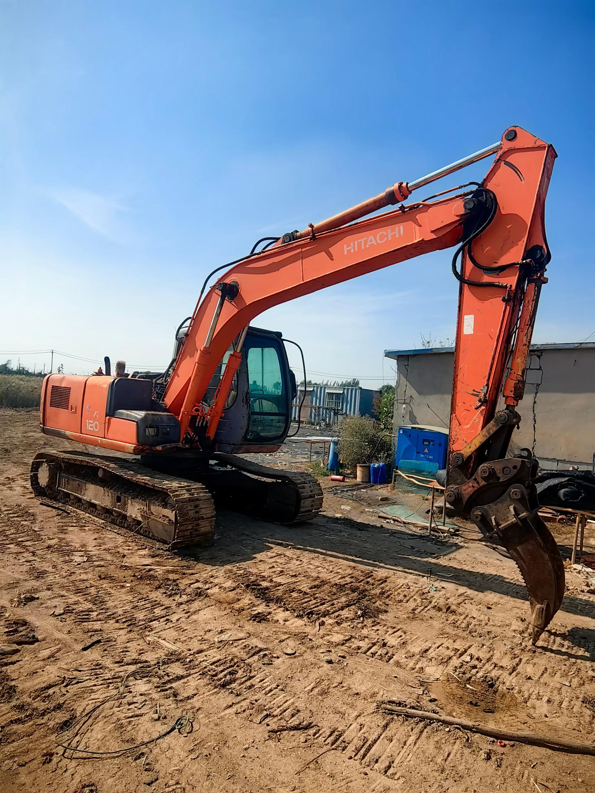 Buy Hitachi EX120 Used Excavator / 2