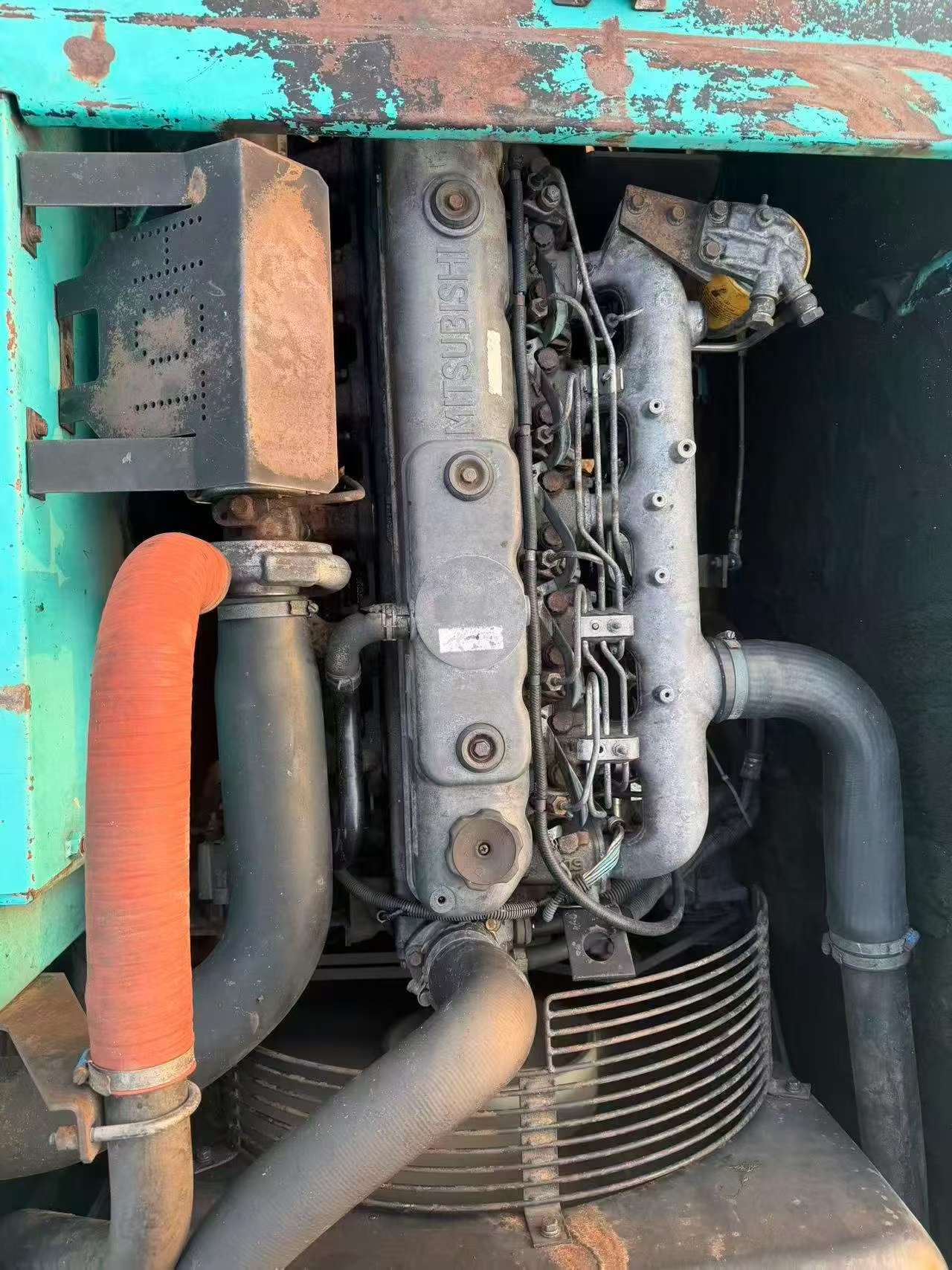 Compre Escavadeira Kobelco SK210-6 Usada / 6