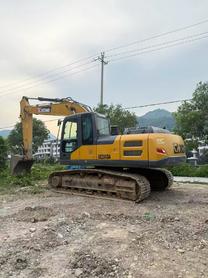 Buy XCMG XE200 Used Excavator / 2 Buy XCMG XE200 Used Excavator / 2