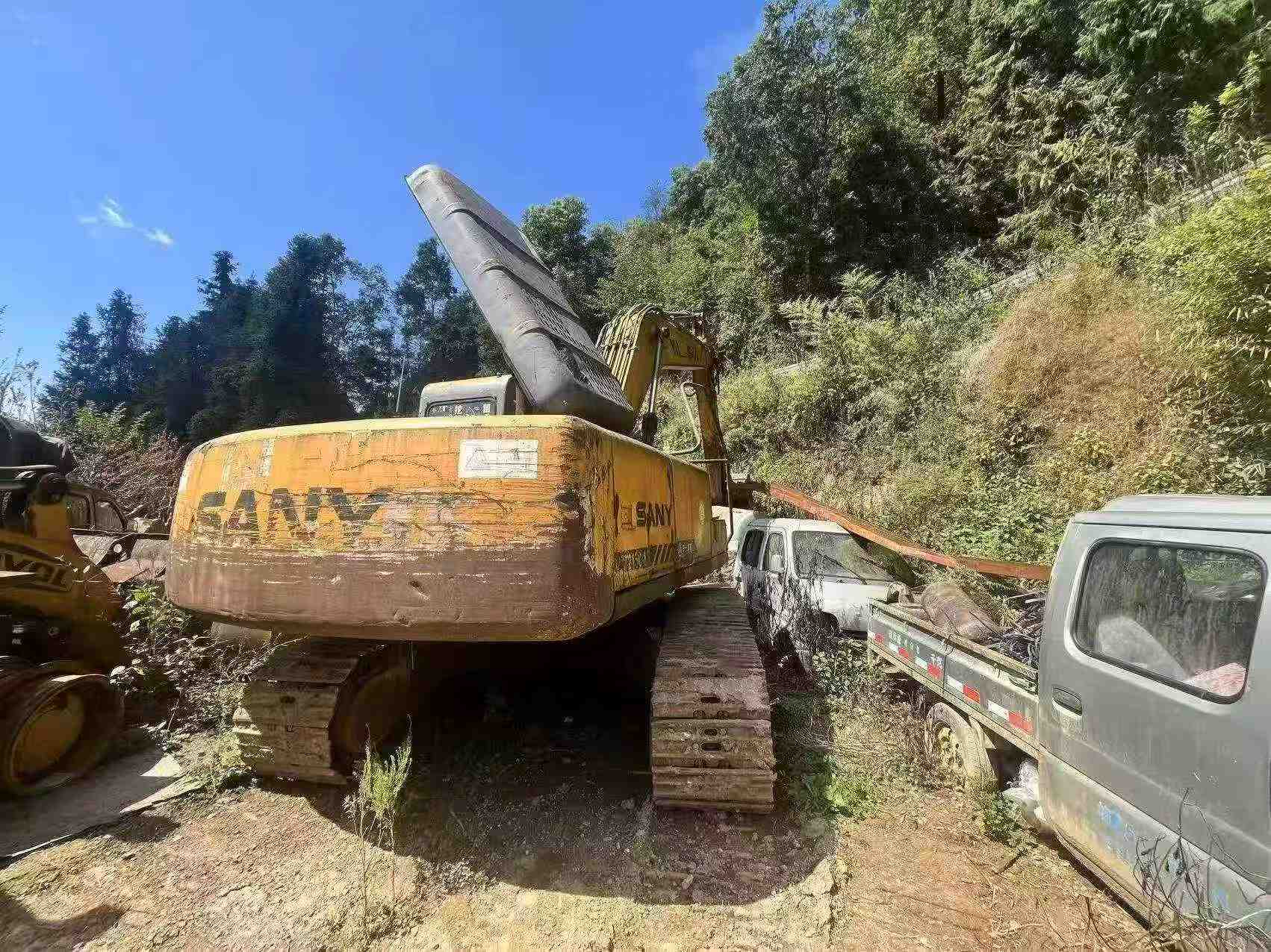 Buy Sany SY215C-8 Used Excavator / 4