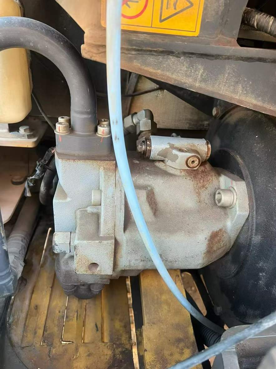 Buy XCMG XE60 Used Excavator / 9