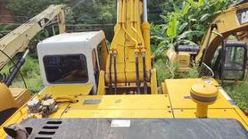 Buy Kato HD2045 Used Excavator / 3 Buy Kato HD2045 Used Excavator / 3