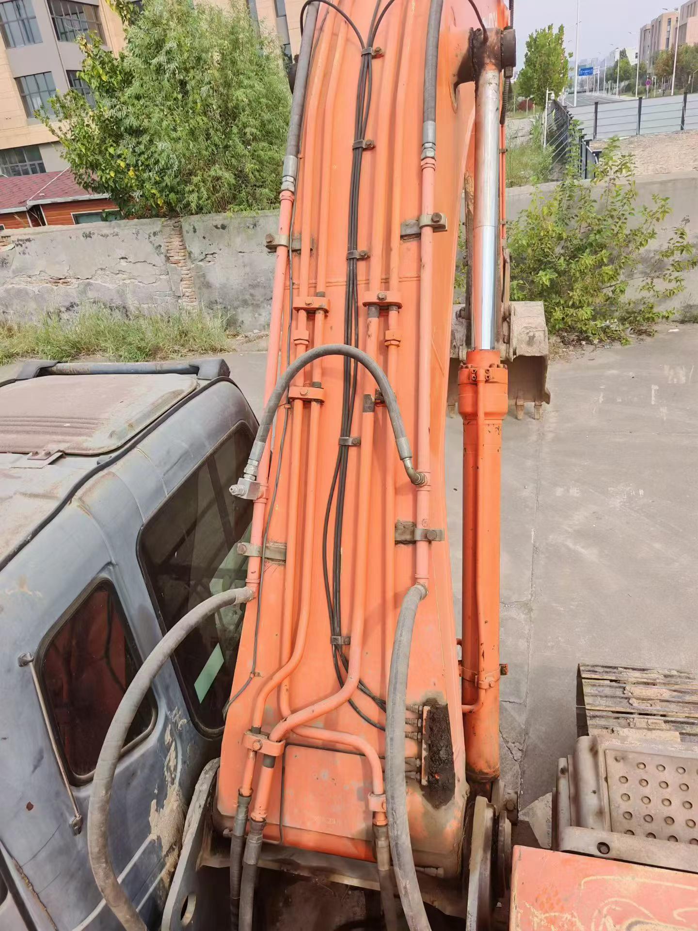 Buy Hitachi ZX240 Used Excavator / 3