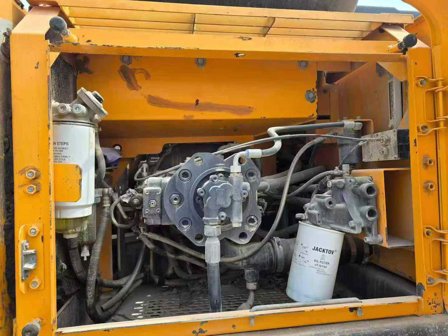Buy Sany SY215C-8 Used Excavator / 4
