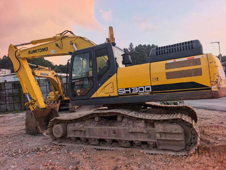 Buy Sumitomo SH300 Used Excavator / 1