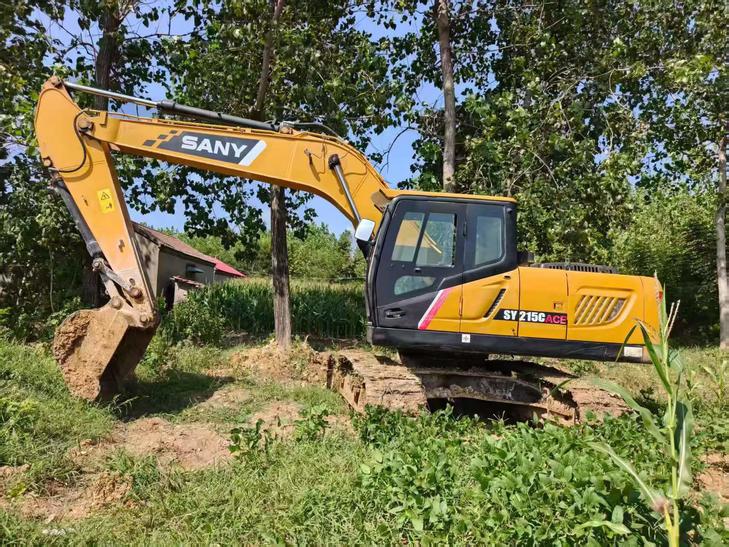 Buy Sany SY215C Used Excavator / 1