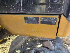 Buy Caterpillar 320A Used Excavator / 2 Buy Caterpillar 320A Used Excavator / 2